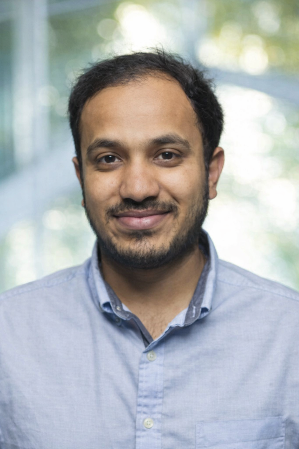 Manikandan Ravi Headshot