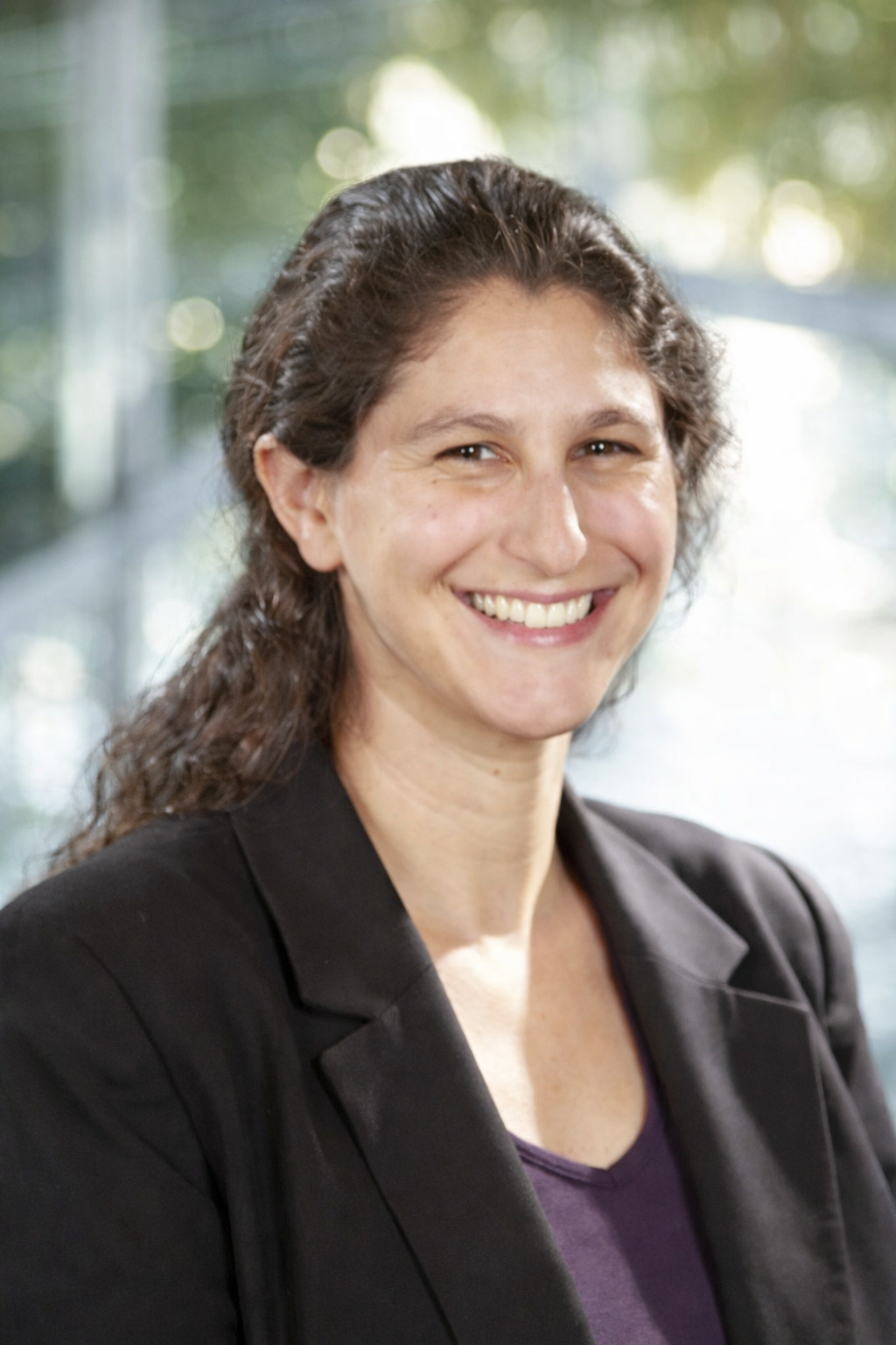 Carly Wender, PhD headshot