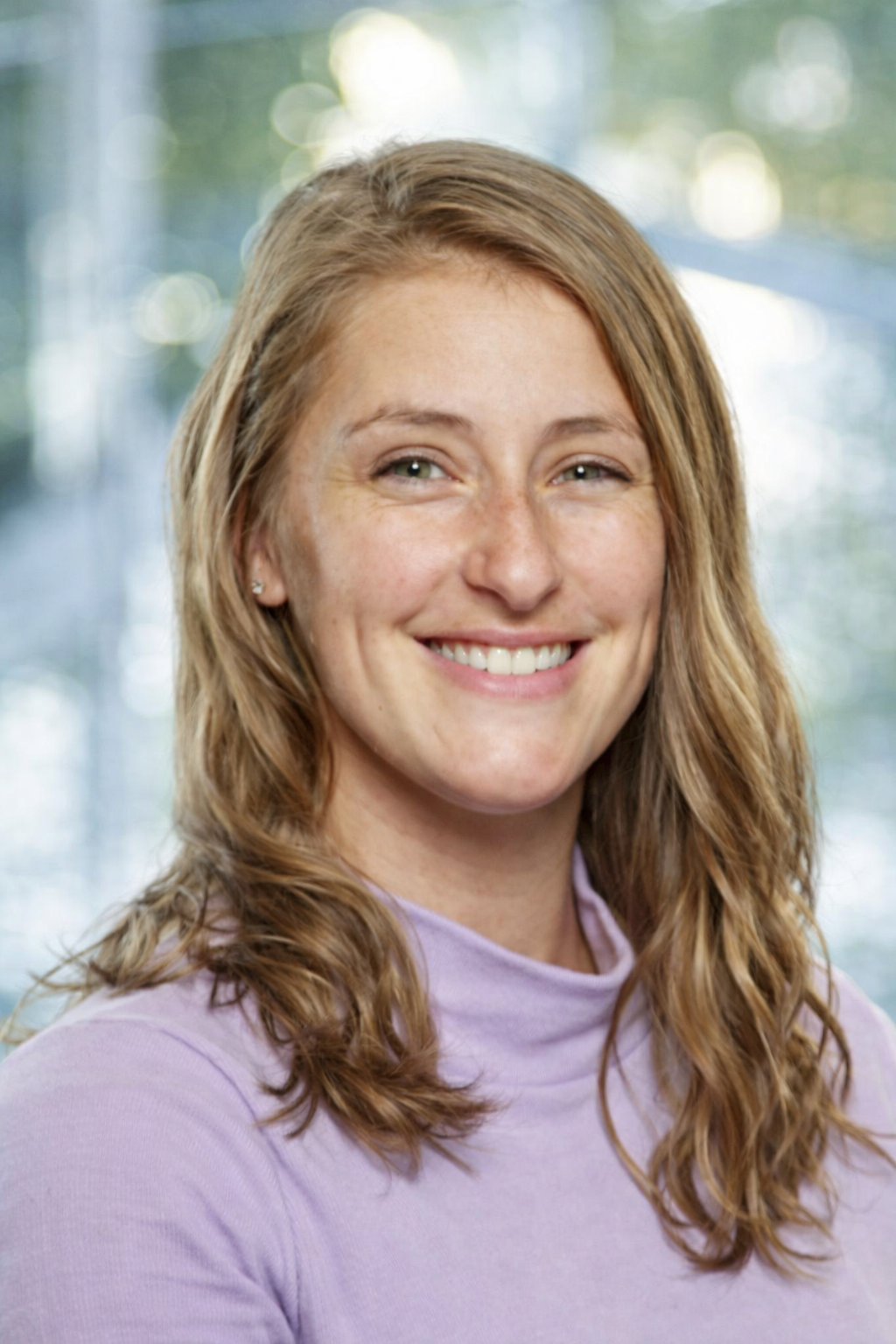 Courtney Bell Headshot