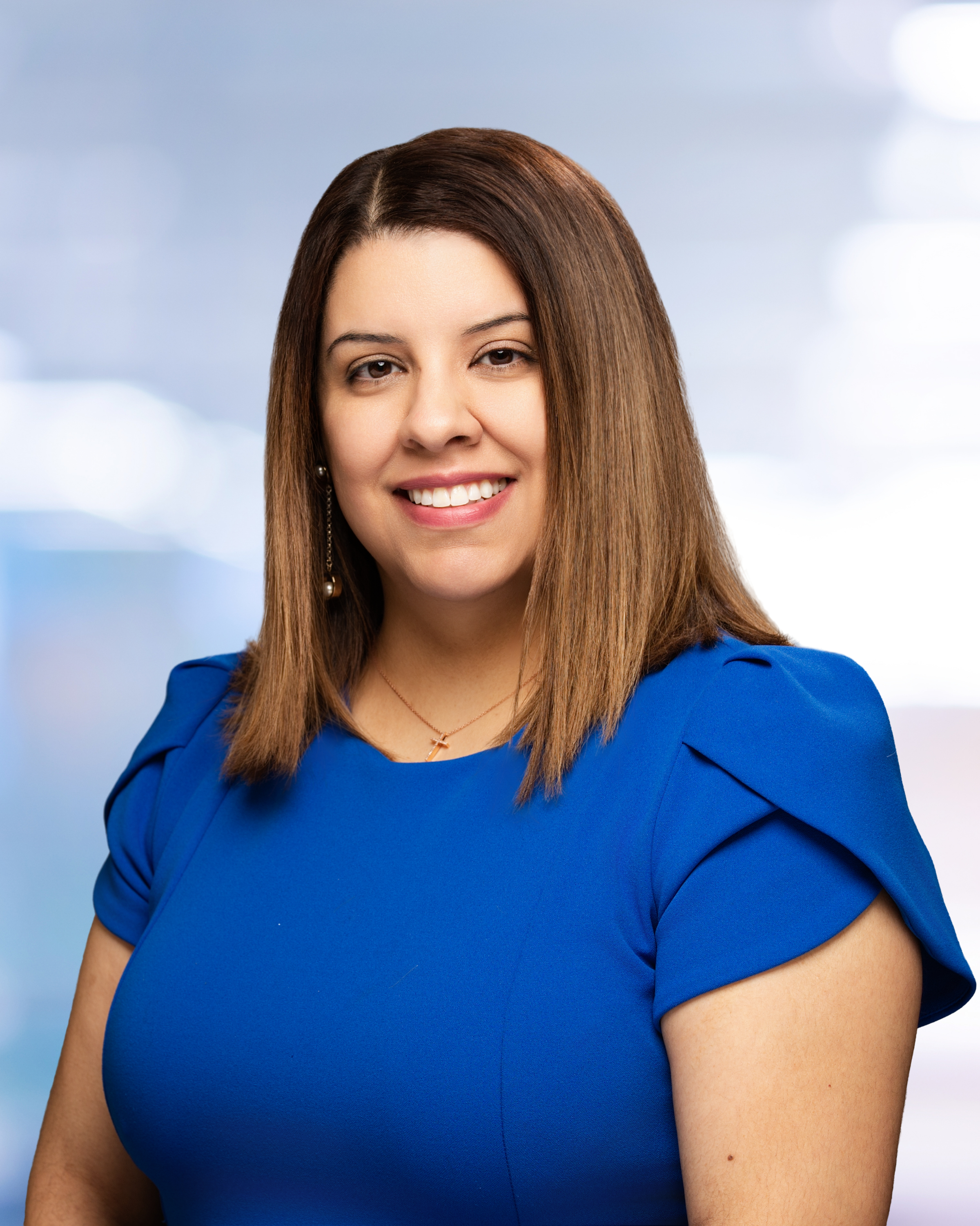 Headshot of Carmen Cusido