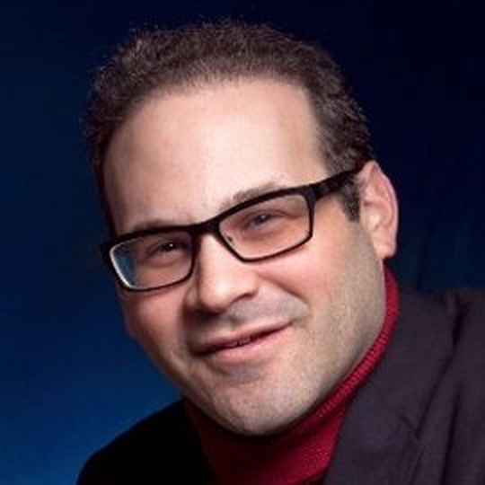 Head shot of Jonathan Kaufman