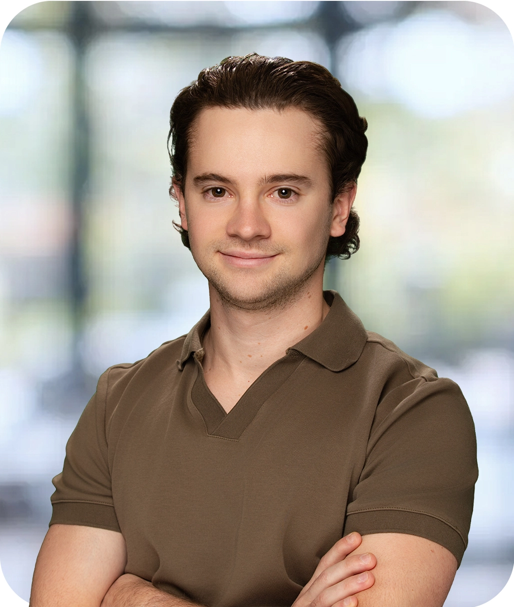 Headshot of Justin Lazzarino 