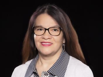 Head shot of Jenny Masmela