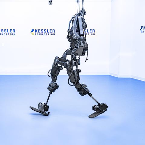 Exoskeleton equipment 