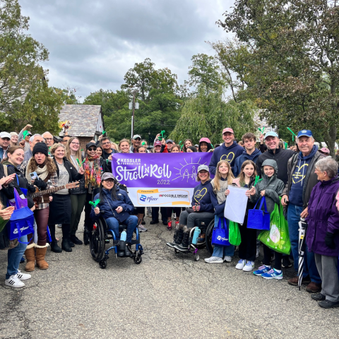 people with disabilities and supporters at Stroll n Roll