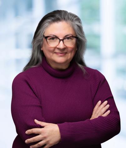 Head shot of Emma Kaplan 