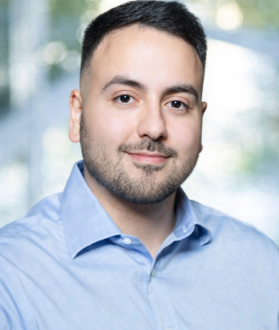 Moe Huzien Headshot