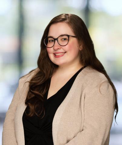 Headshot of Lauren Vitale